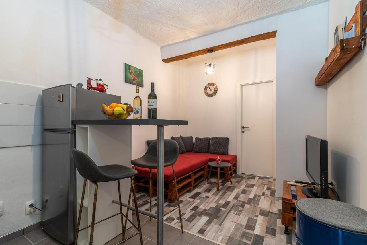 Studio Apartman Duje Trogir Exterior photo