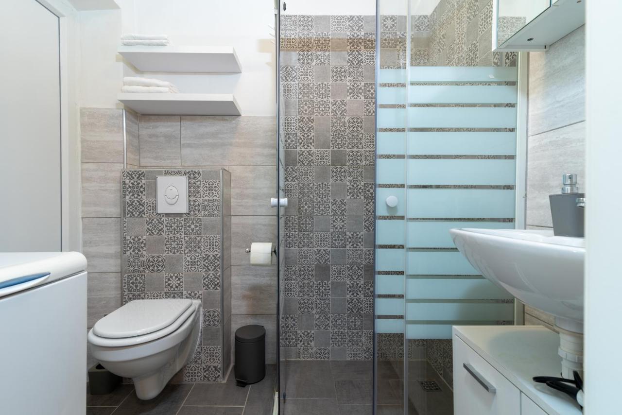 Studio Apartman Duje Trogir Exterior photo