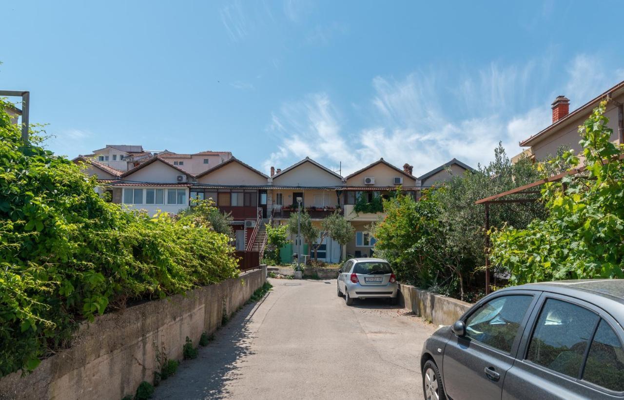 Studio Apartman Duje Trogir Exterior photo